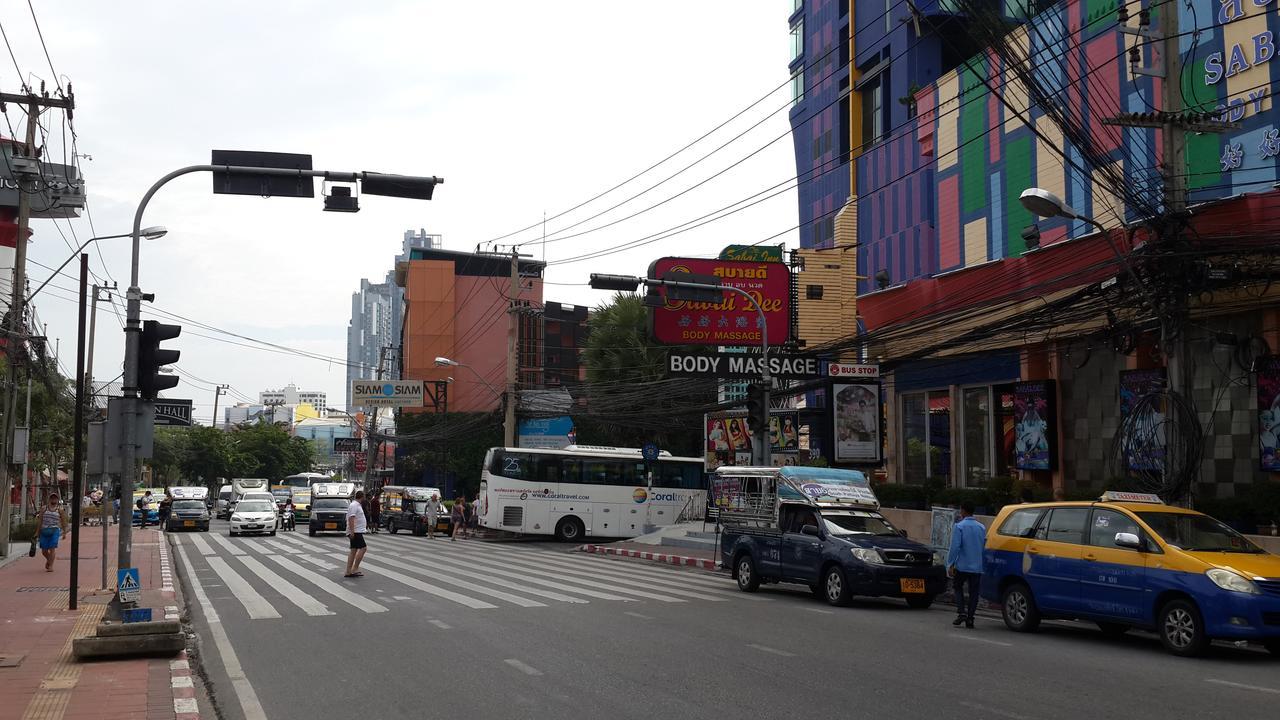Sindy'S Hostel Pattaya Exterior foto