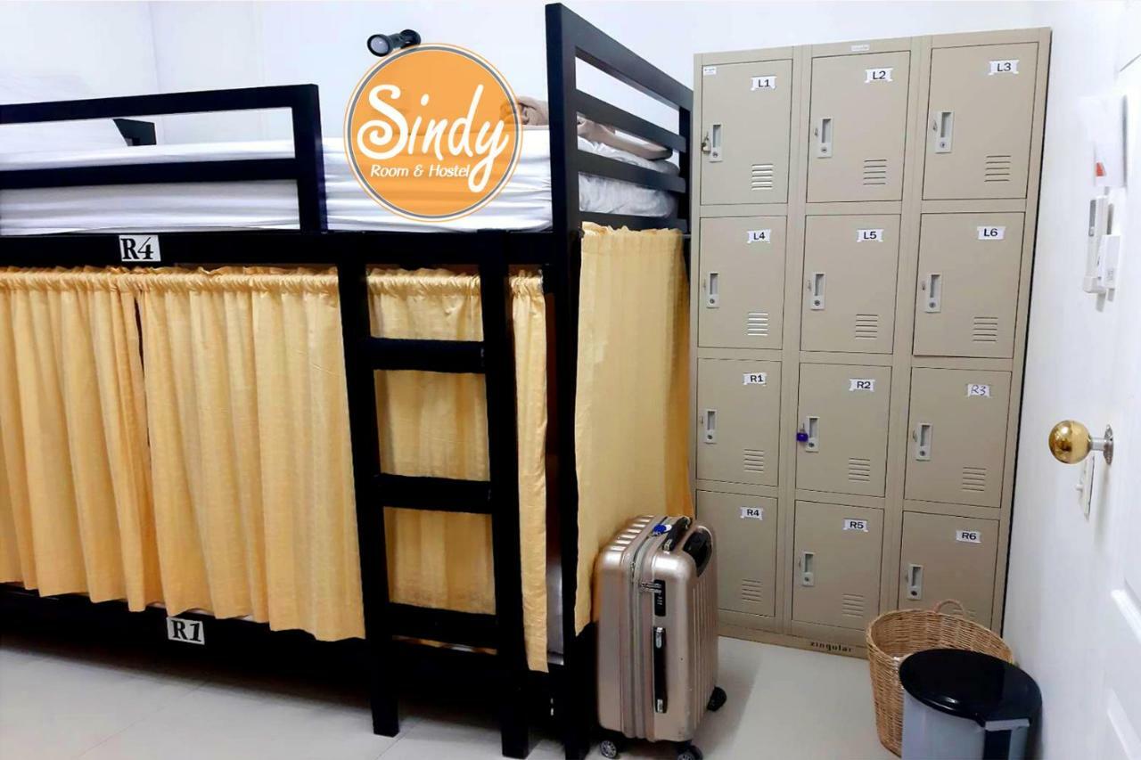 Sindy'S Hostel Pattaya Exterior foto