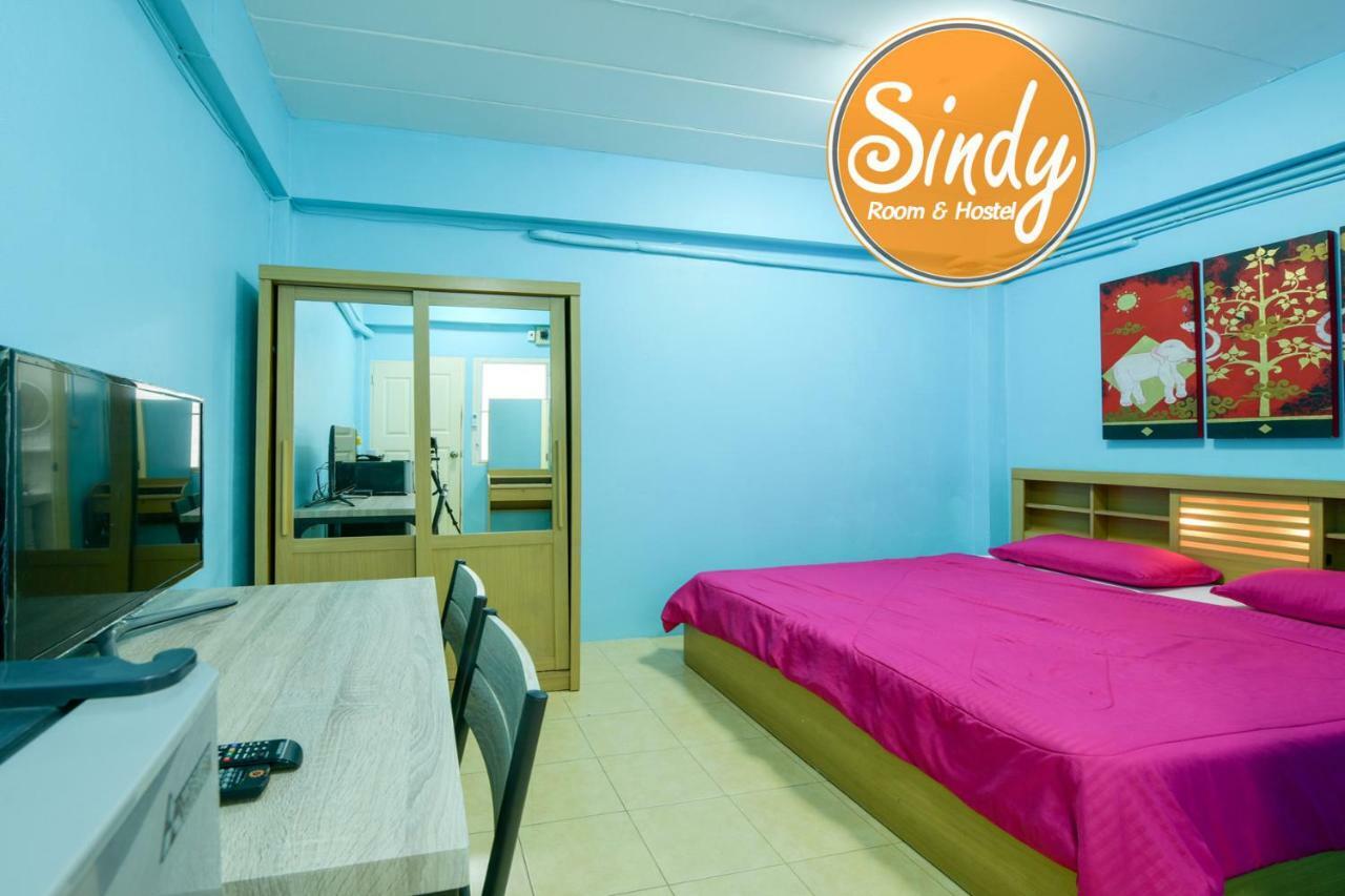 Sindy'S Hostel Pattaya Exterior foto